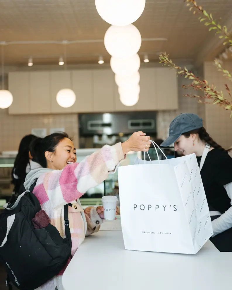 Poppy’s Cafe & Bakery - תמונה 3