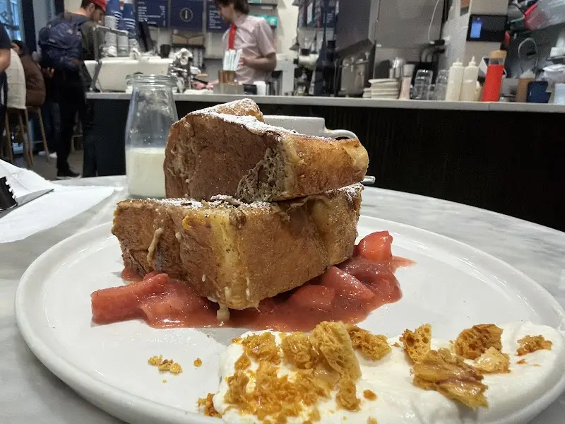 Suited - תמונה 3