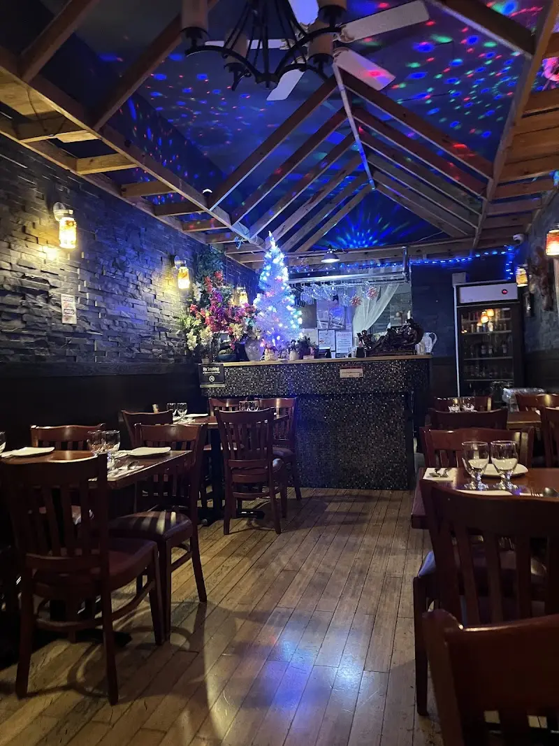 Tana Thai Restaurant - תמונה 3